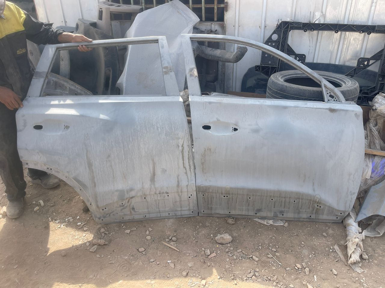 درب جلو و عقب راست تیگو ۷