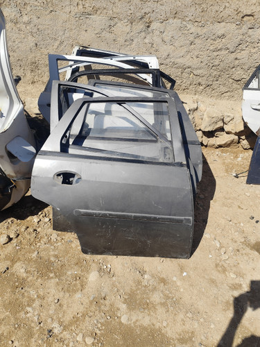 درب عقب چپ و راست و جلو راست لیفان استوک 520