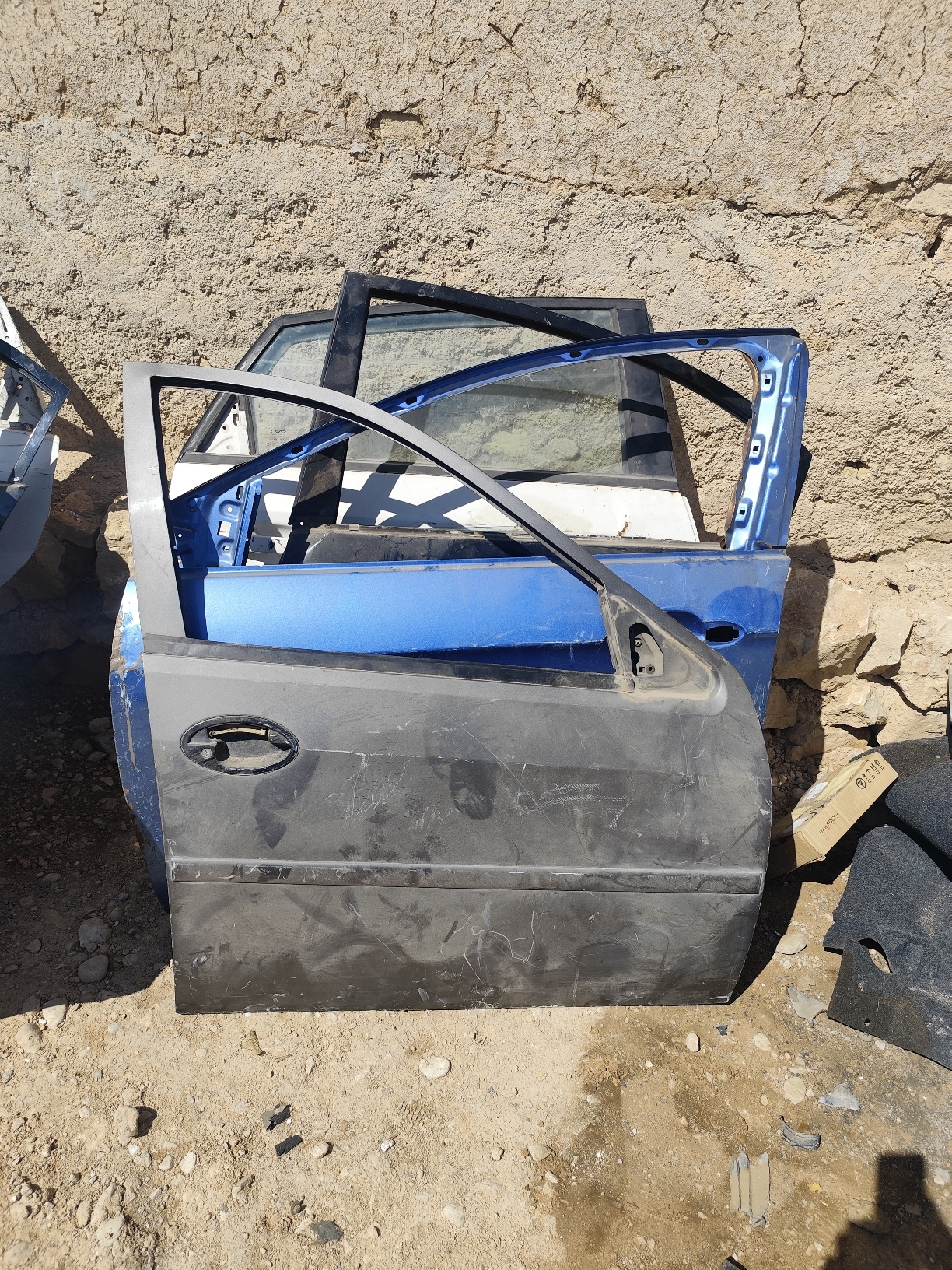 درب جلو راست لیفان ۵۲۰