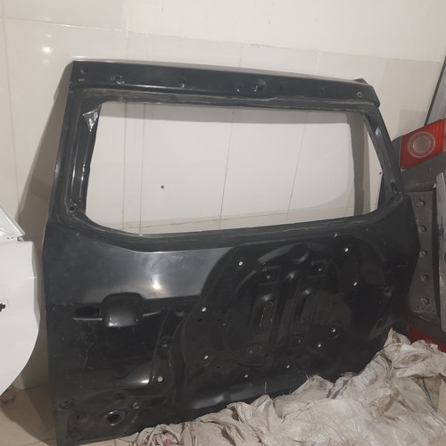 درب صندوق ایکس ۳۳ اس مشکی رنگ استوک