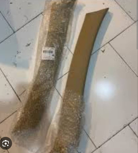 قاب ستون جلو راست ایکس ۳۳ قدیم کرم رنگ