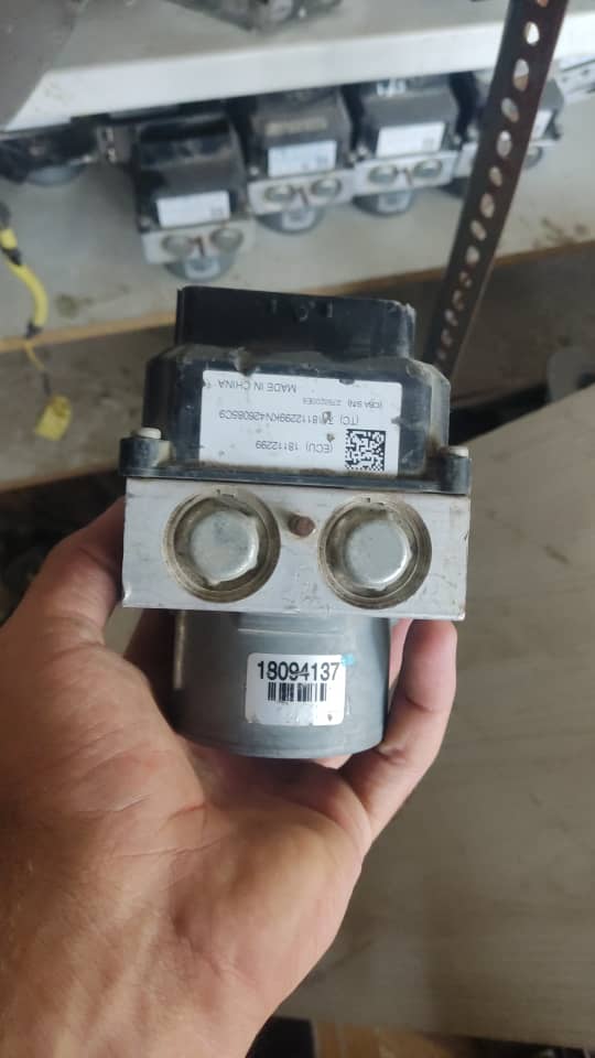 بلوک abs لیفان ایکس 60 استوک