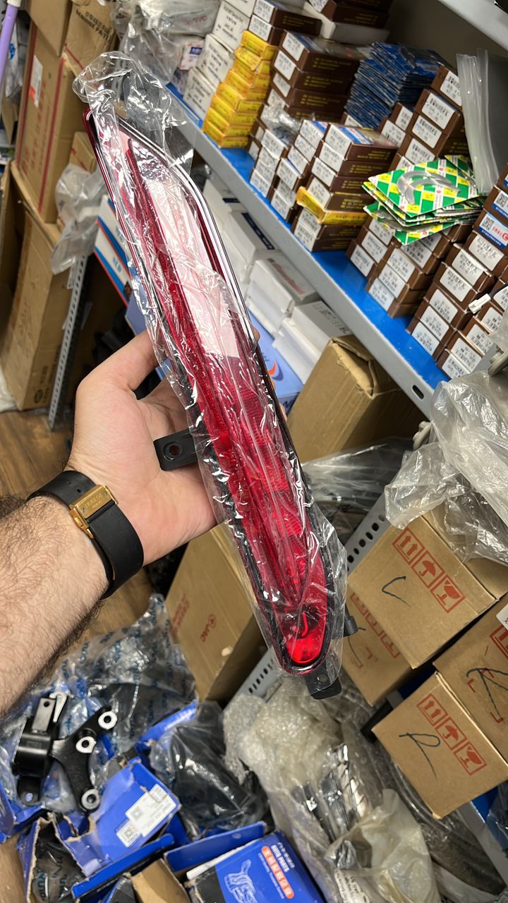 چراغ وسط سپر عقب اریزو ۵