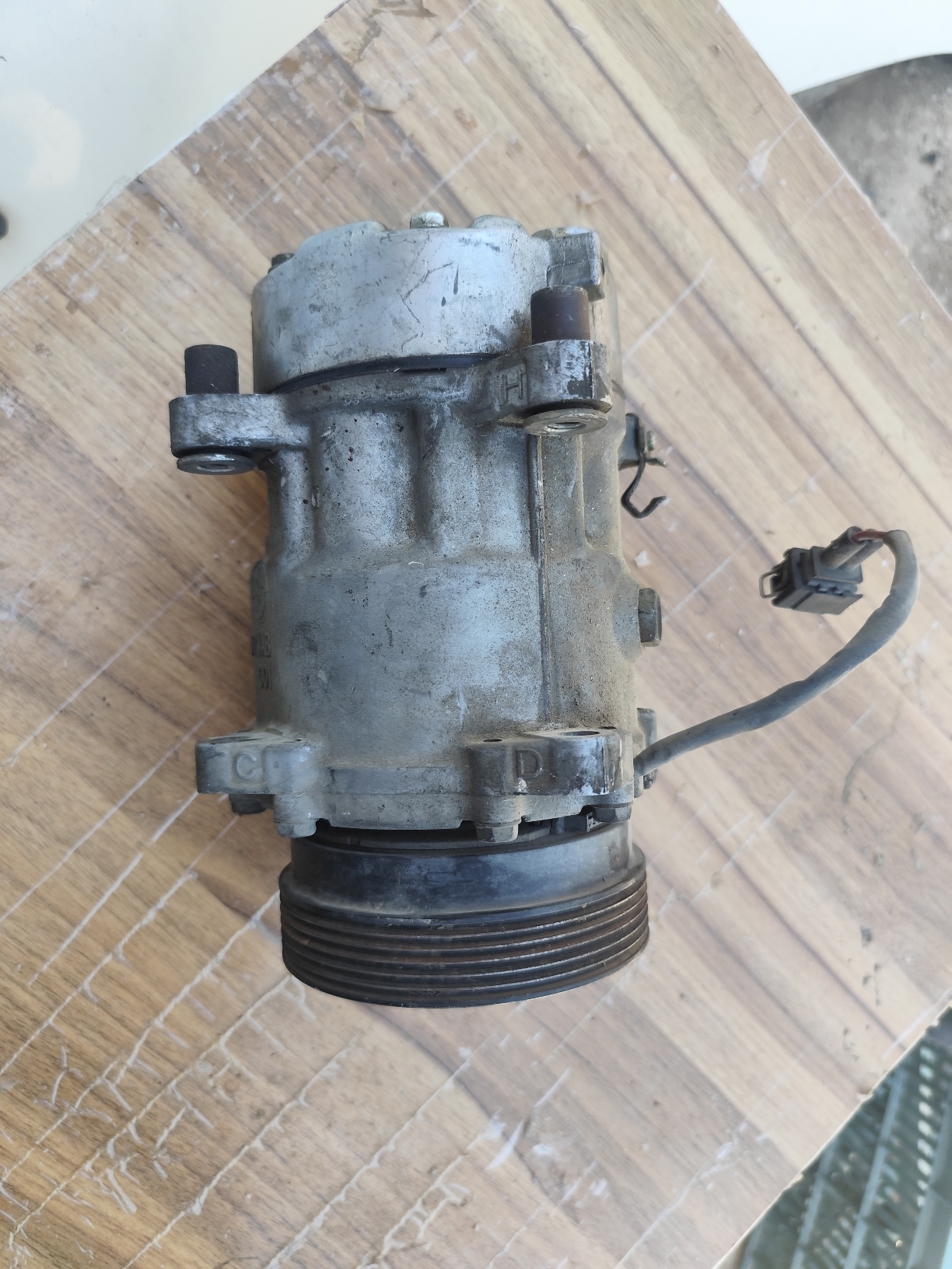 کمپرسور کولر ام وی ام ۵۵۰ و ام وی ام ۵۳۰ استوک اصلی