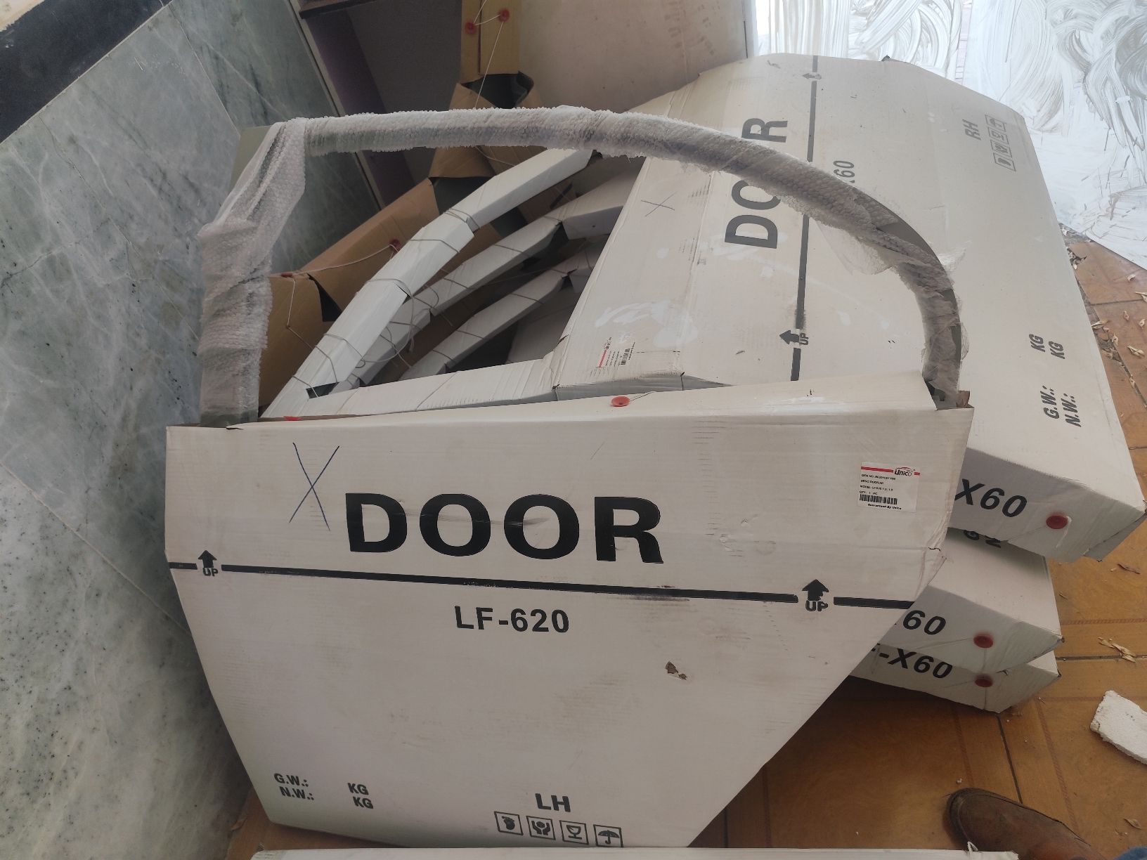 درب عقب چپ لیفان ۶۲۰ وارداتی