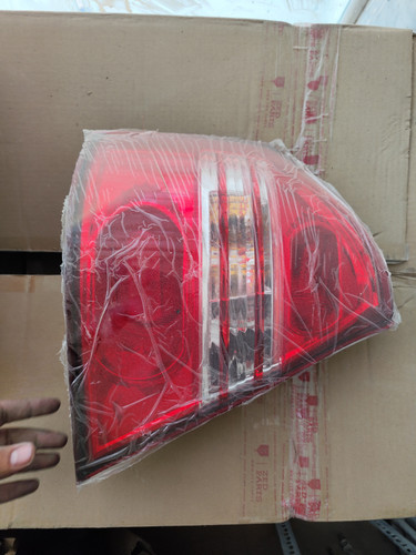 خطر عقب چپ کامل لیفان 620 مدل 1600 و مدل 1800