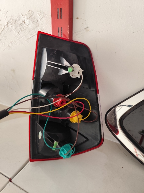 خطر عقب راست  ایکس 33