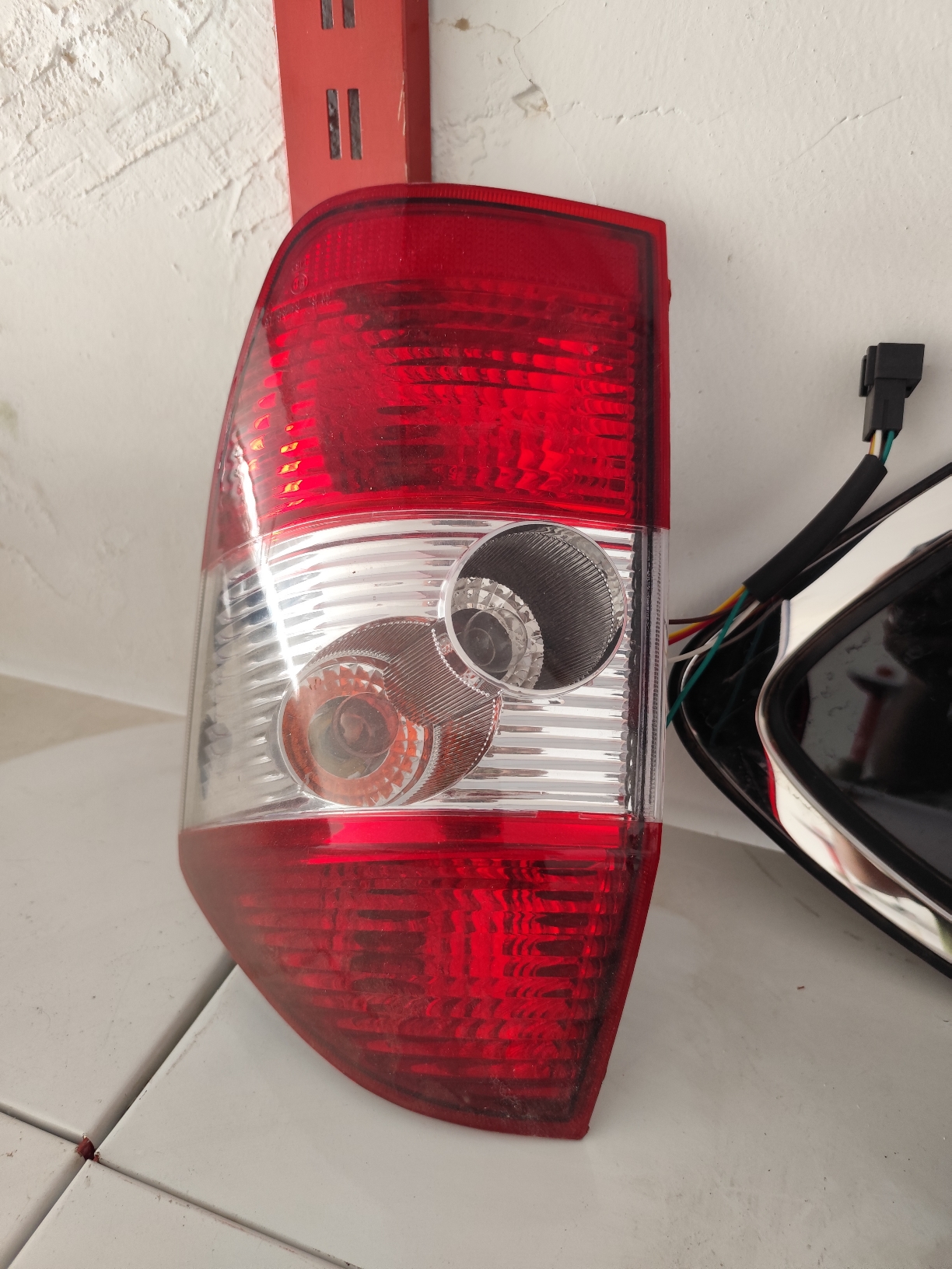 خطر عقب راست  ایکس 33