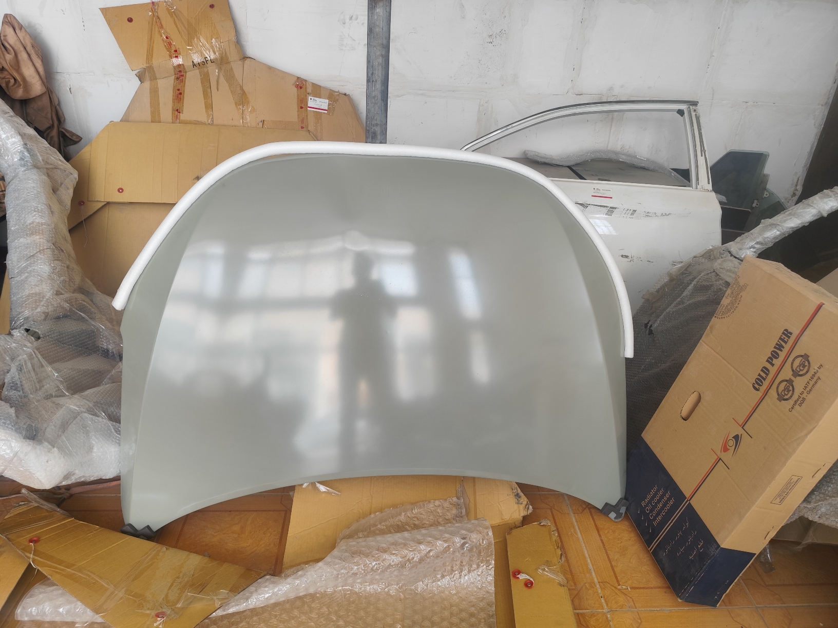 کاپوت ایکس 33 اس وارداتی