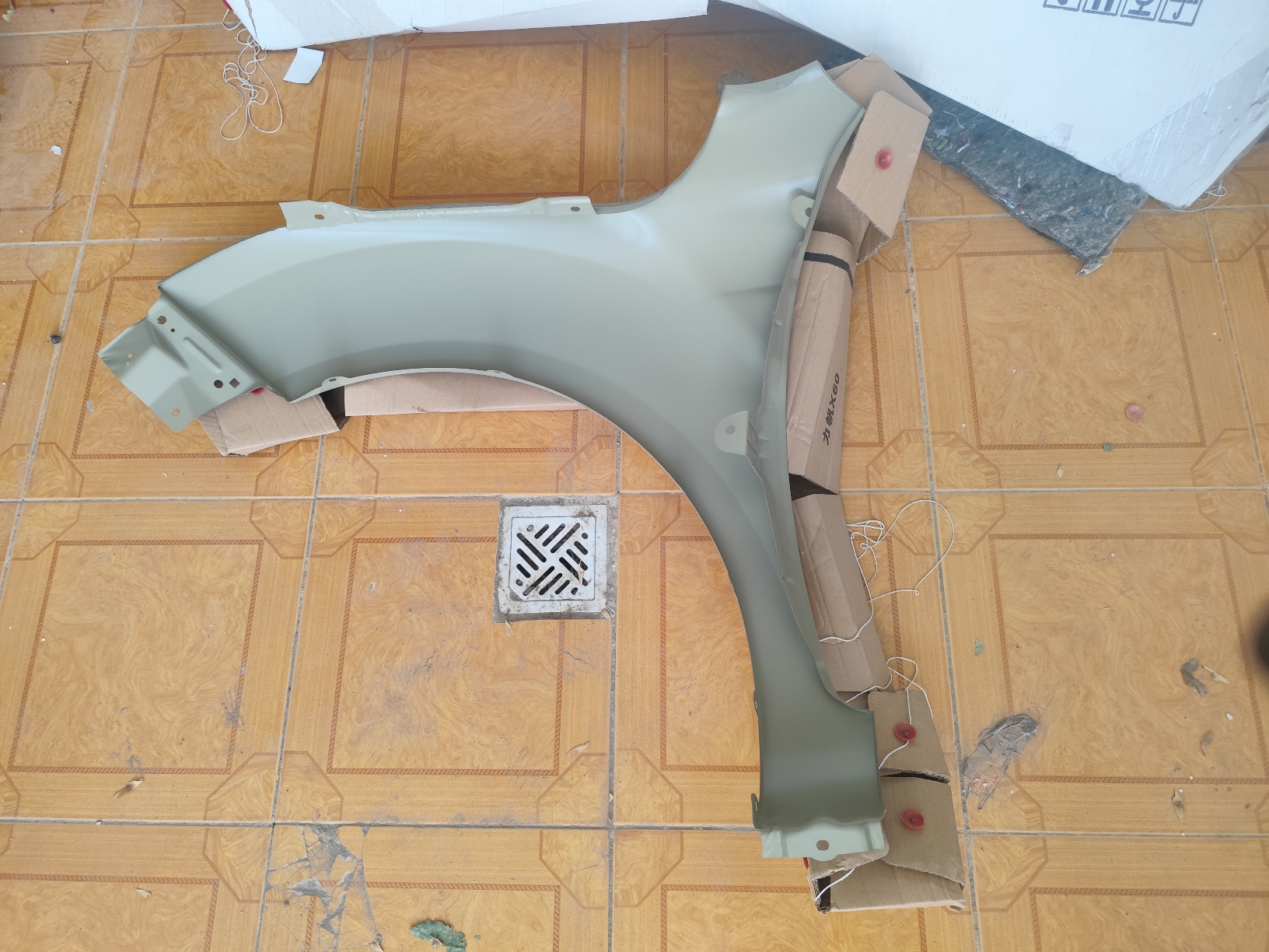 گلگیر جلو راست لیفان ایکس ۶۰