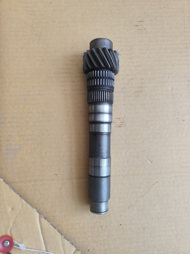 شافت پنیوم دار گیربکس لیفان ۶۲۰ مدل ۱۶۰۰ (استوک)