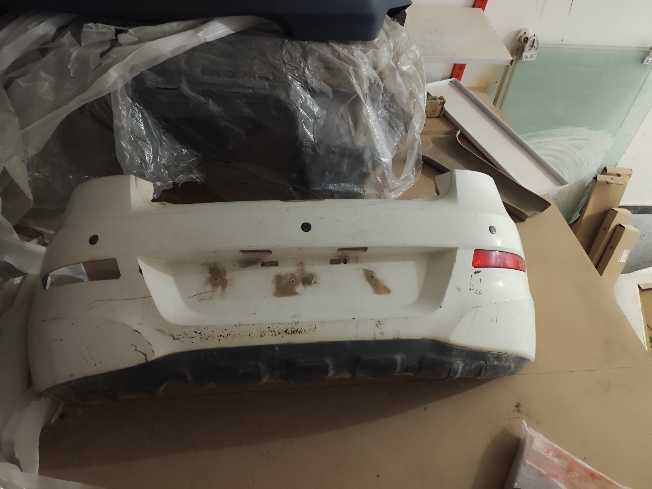 سپر عقب نو ام وی ام 315 قدیم هاج بک