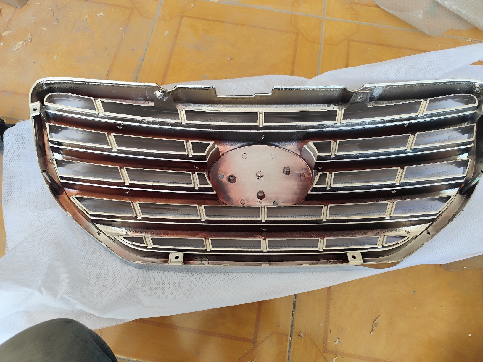 جلو پنجره لیفان ایکس ۶۰