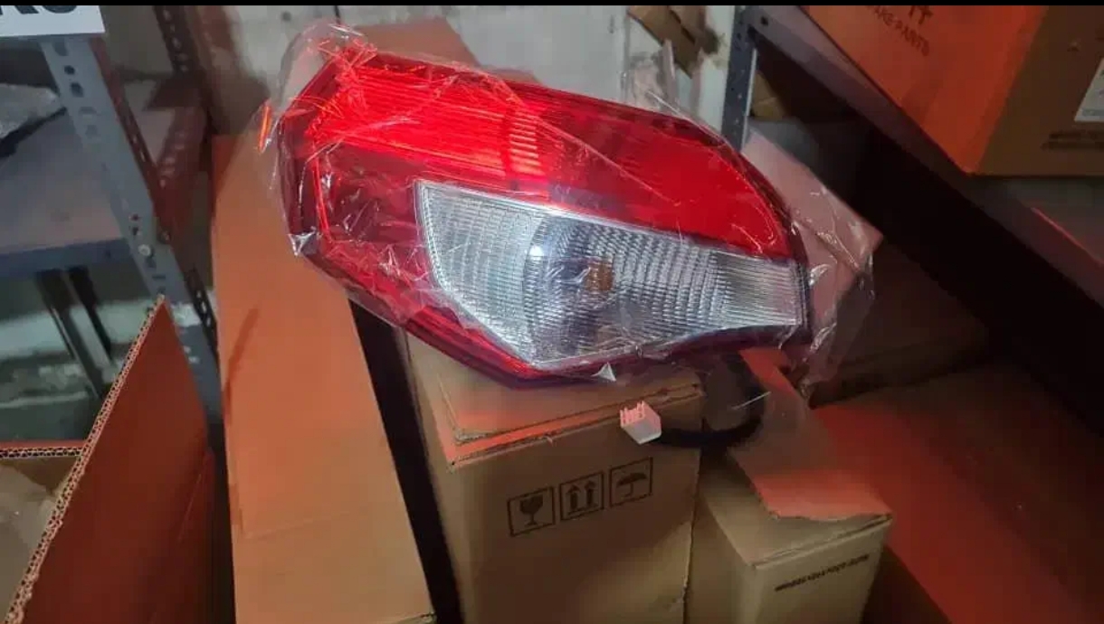 خطر عقب چپ ۳۱۵ صندوق دار نیو