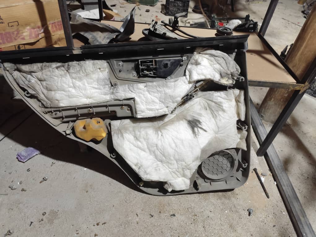 رودری عقب راست استوک سالم ایکس ۶۰