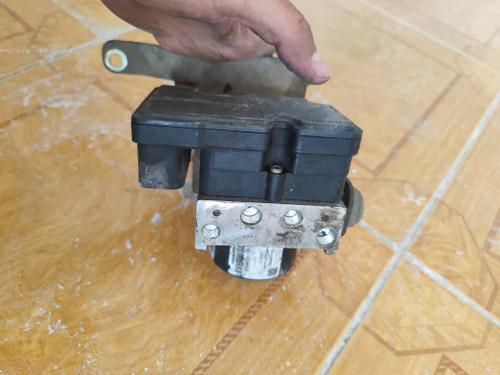 بلوک abs ام وی ام ۵۵۰ و ام وی ام ۵۳۰استوک