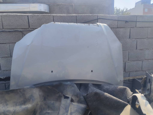 کاپوت ایکس ۳۳ قدیم رنگ نقره ای فابریک (کمی صافکاری نیاز دارد)