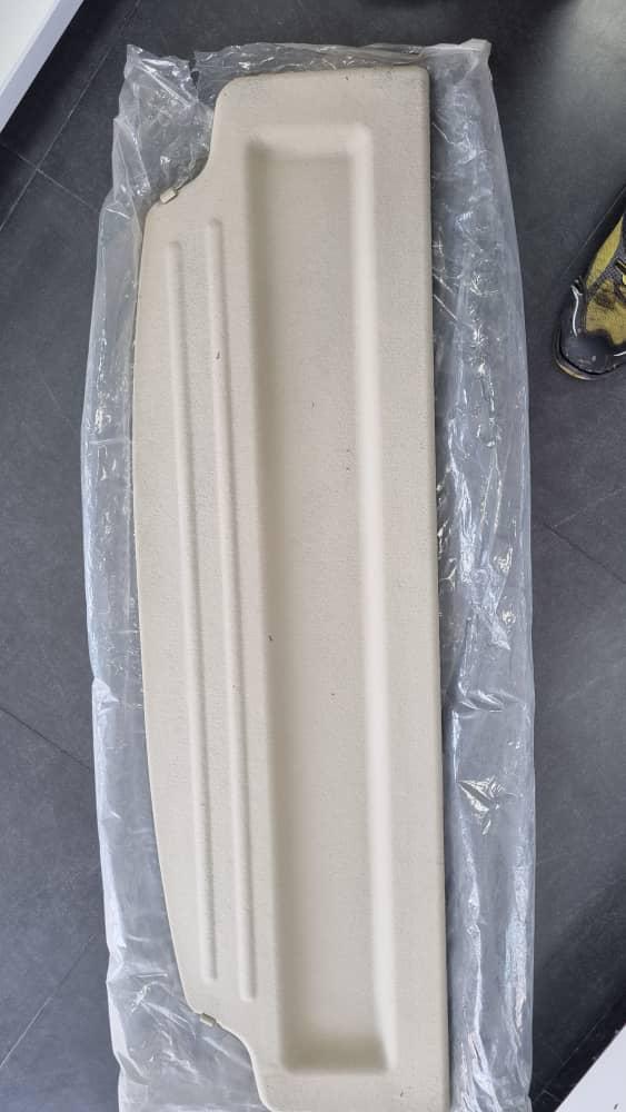 طاقچه عقب نو اصلی ایکس ۳۳ رنگ کرم