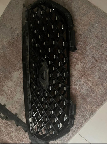 جلو پنجره ایکس ۲۲ پرو استوک