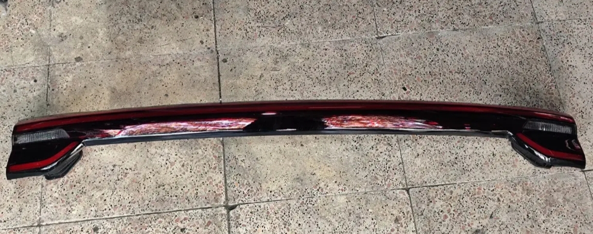 خطر عقب روی صندوق تیگو ۷ پرو مکس کامل (استوک )