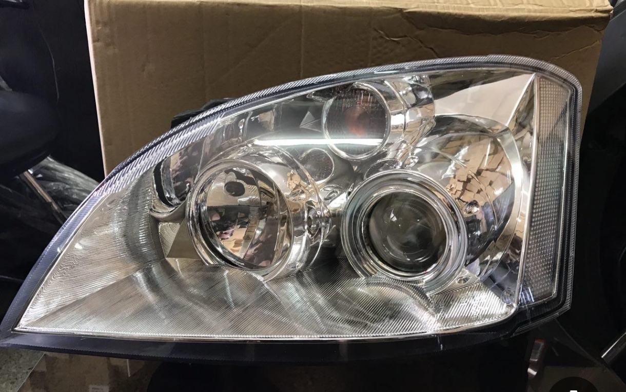 چراغ جلو راننده ام وی ام ۵۳۰ وارداتی