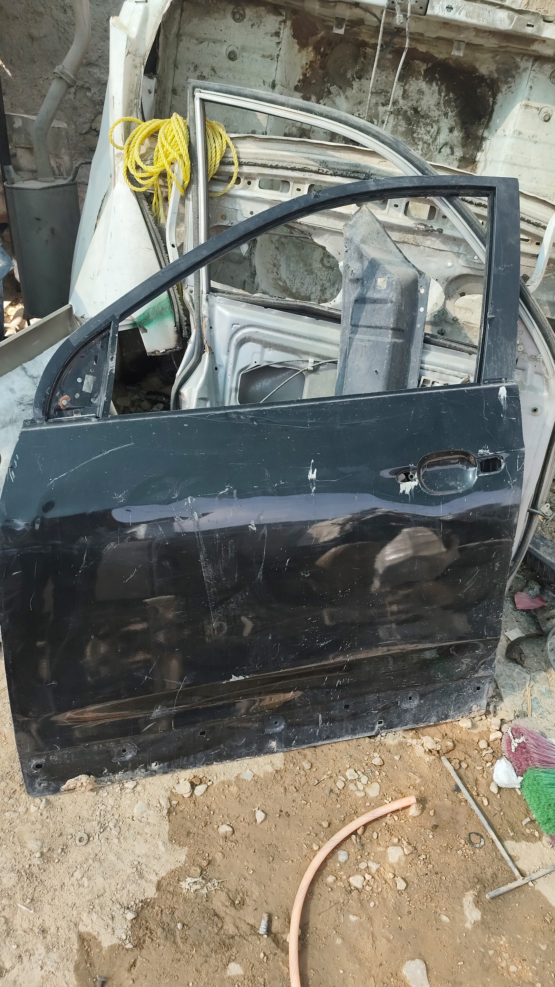 درب جلو چپ تیگو ۵ رنگ مشکی (استوک)