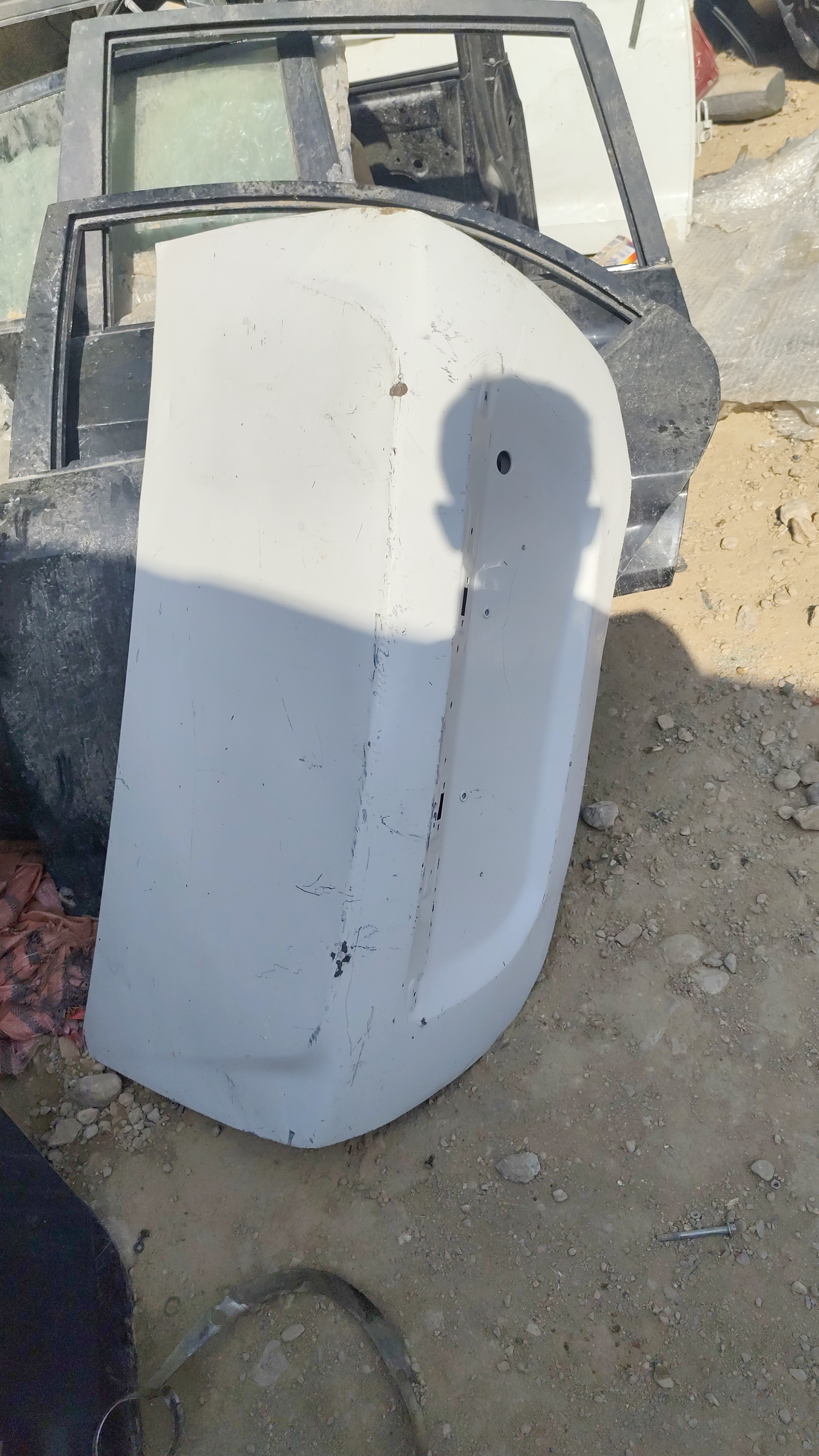 درب صندوق ام وی ام ۵۵۰ (استوک )