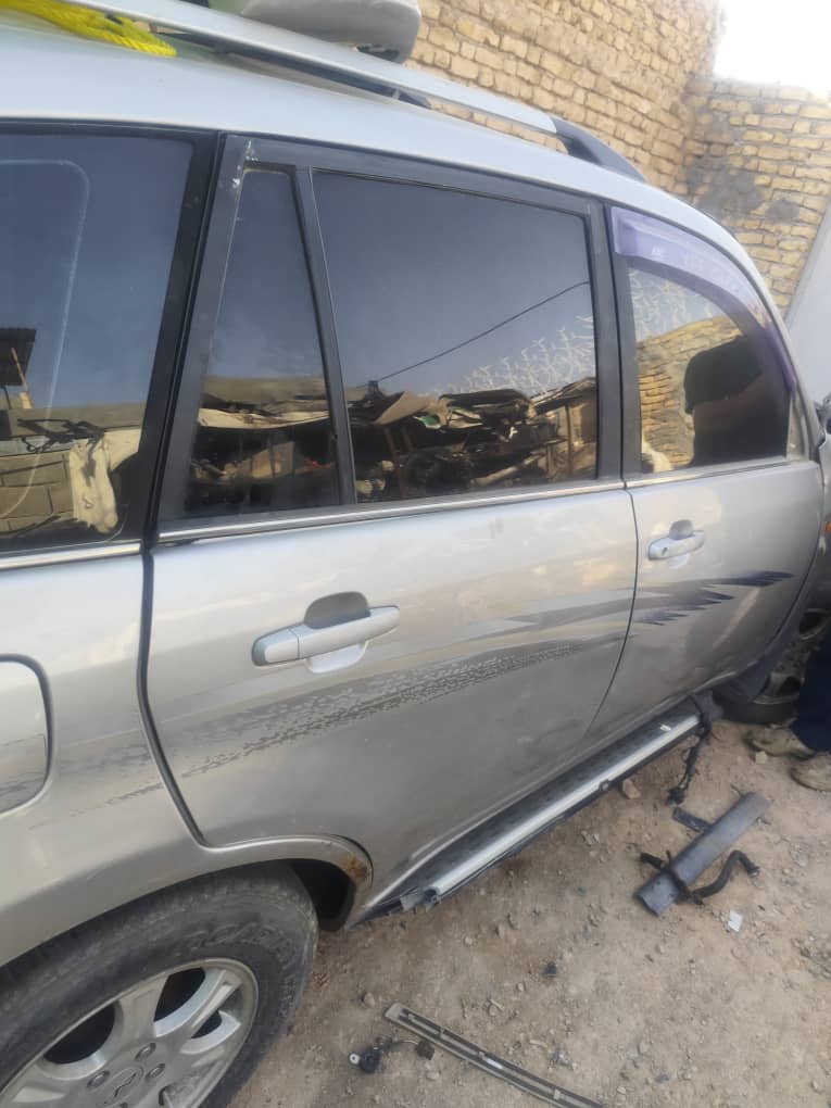 درب عقب راست نقره ای ایکس ۳۳ قدیم و نیو (استوک ـلخت)