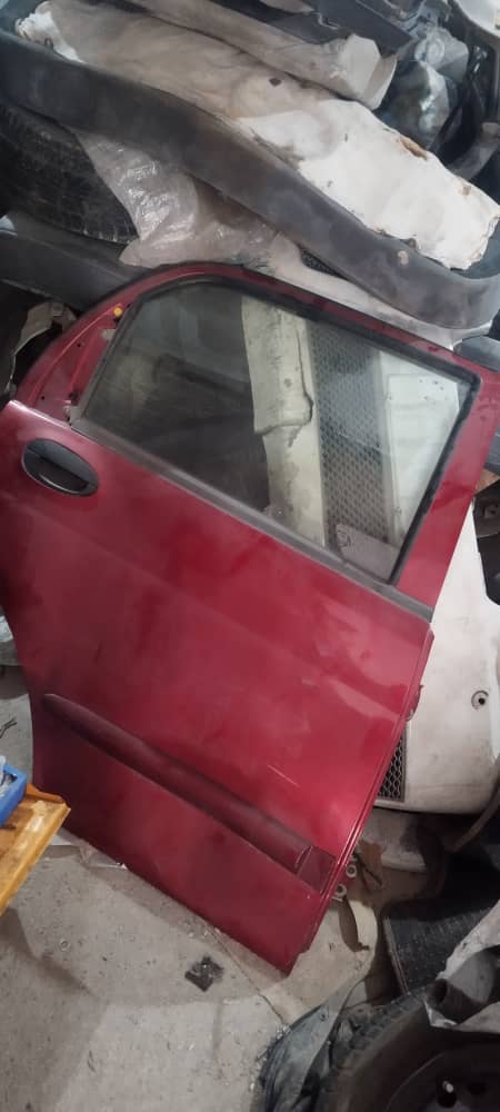 درب عقب راست  ام وی ام ۱۱۰ قدیم (استوک ـ. لخت )