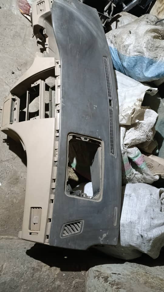 پوسته داشبورد ام وی ام ۵۳۰ (استوک)