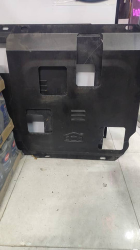 سینی فلزی زیر موتور جیلی امگرند 7