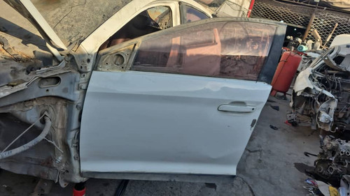 درب جلو راننده سفید فابریک ام وی ام ۳۱۵ و ایکس ۲۲(استوک و لخت)