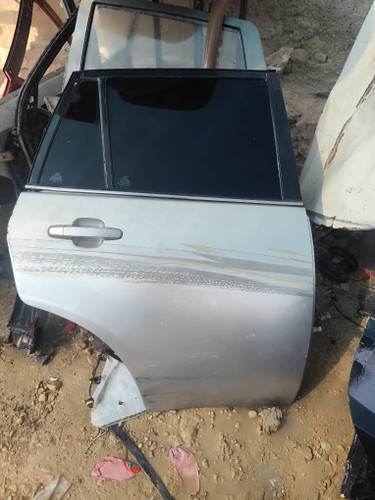 درب عقب راست ایکس ۳۳ قدیم و نیو ( استوک ـلخت )