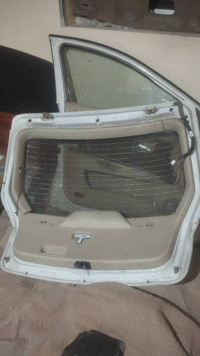 درب صندوق ام وی ام ۳۱۵ هاج بک ( استوک فابریک)