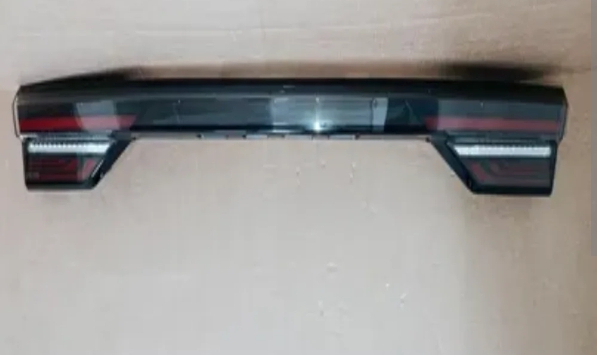 خطر عقب روی صندوق اریزو 6 پرو و اریزو 6 جی تی نو اصلی