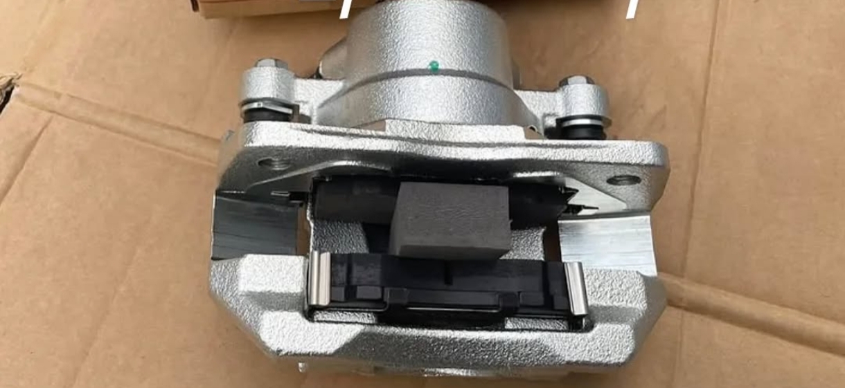 کالیپر  ترمز چرخ جلو kmcT8