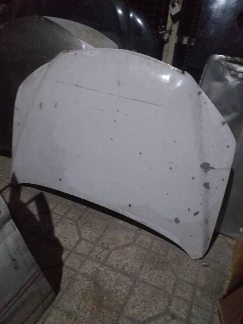 کاپوت ام وی ام ۵۵۰ ( استوک . اصلی )