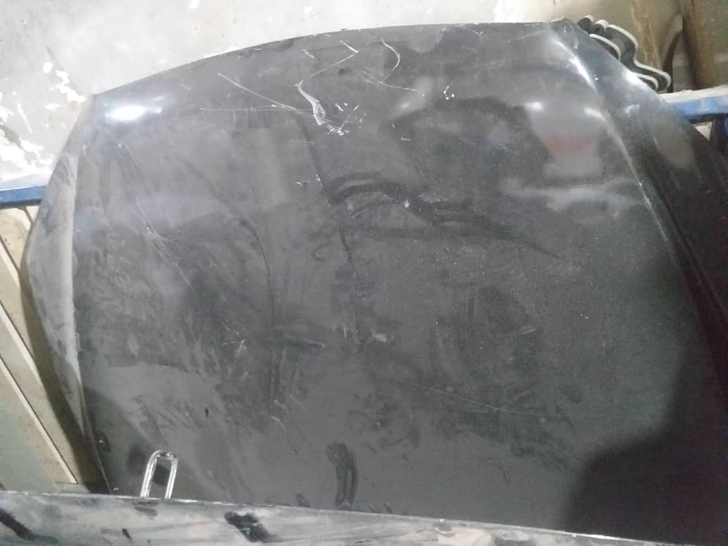 کاپوت لیفان ۸۲۰( استوک . اصلی .مشکی رنگ )