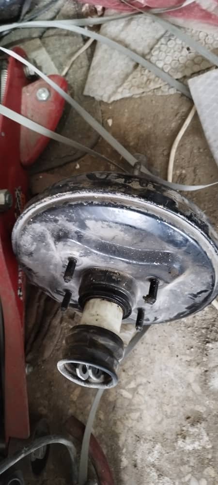 بوستر ترمز ام وی ام ۱۱۰ قدیم ( استوک )