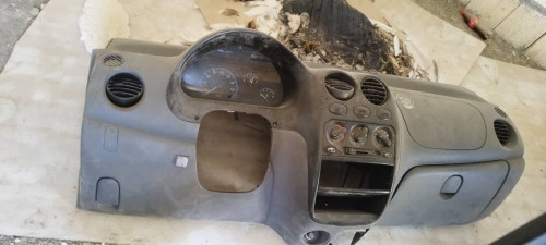 پوسته داشبورد ام وی ام ۱۱۰ قدیم طوسی رنگ (استوک )