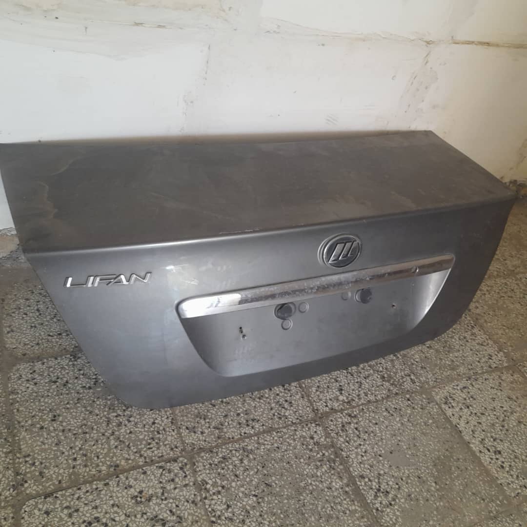 درب صندوق لیفان 620(استوک قهوه ای رنگ)