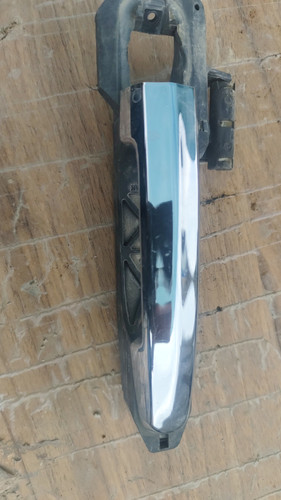 دستگیره بیرونی راست لیفان ۶۲۰(استوک)