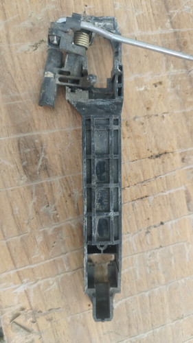 دستگیره بیرونی عقب راست ام وی ام ۳۱۵( استوک .فقط مغزی)