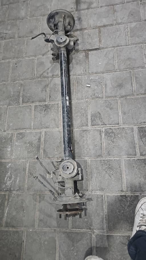 اکسل عقب ام وی ام 110قدیم (استوک)