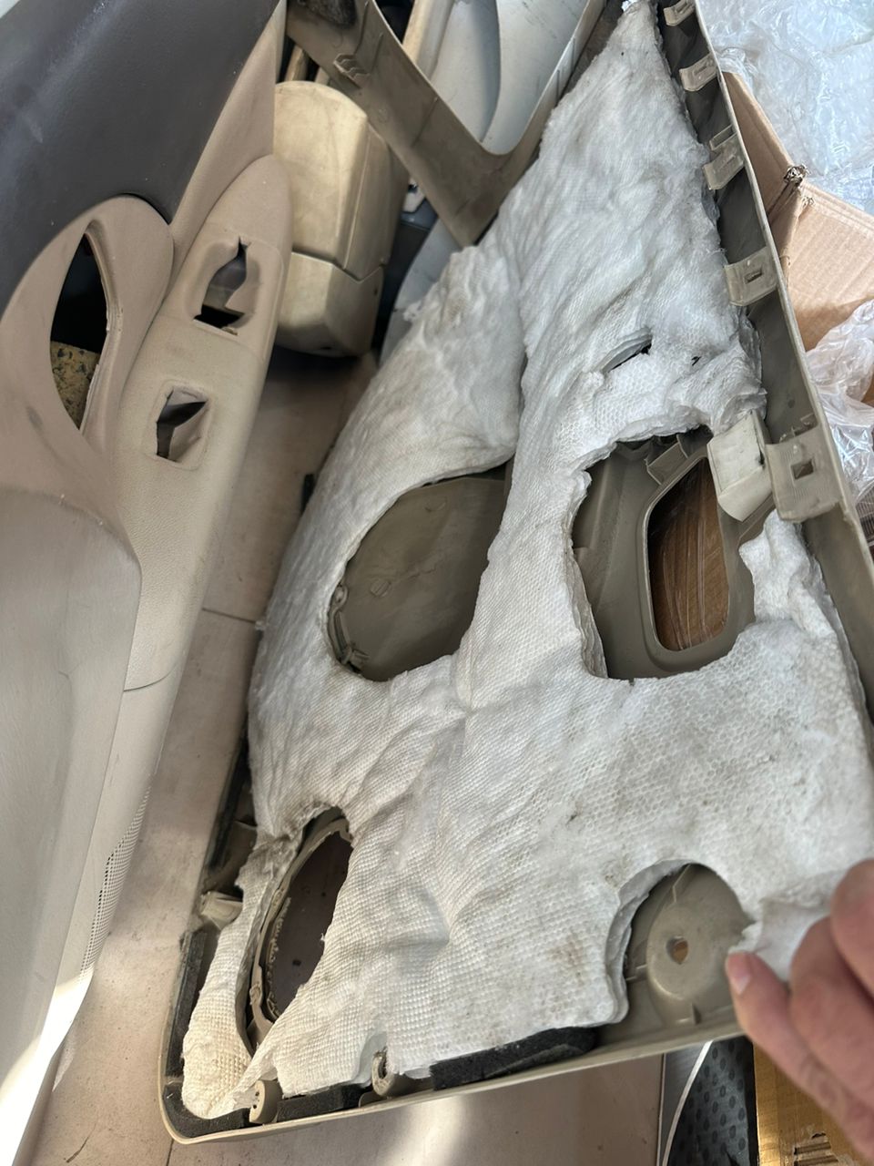 رودری جلو شاگرد ایکس ۳۳ کرم (استوک)