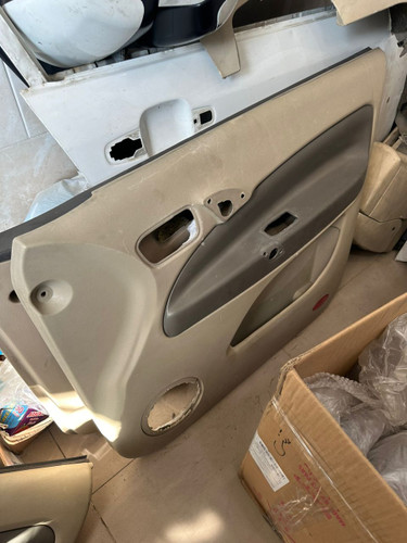 رودری جلو شاگرد ایکس ۳۳ کرم (استوک)