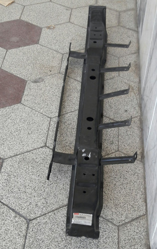 دیاق فلزی سپر عقب ام وی ام ۵۳۰(نو)