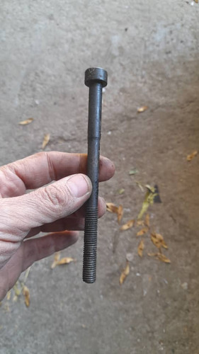 پیچ سرسیلندر استوک جیلی و لیفان