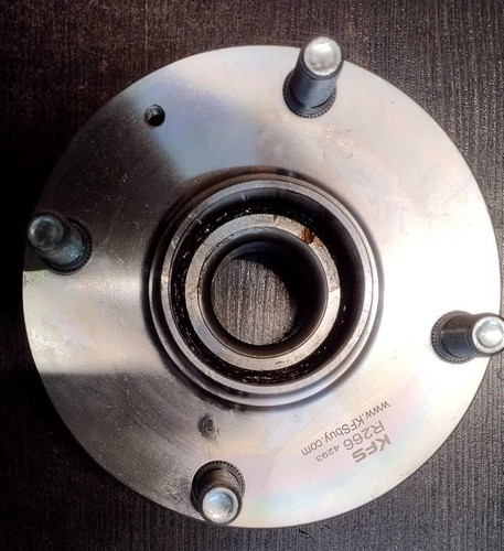 توپی چرخ ام وی ام ۳۱۵ (نو برند kfs)