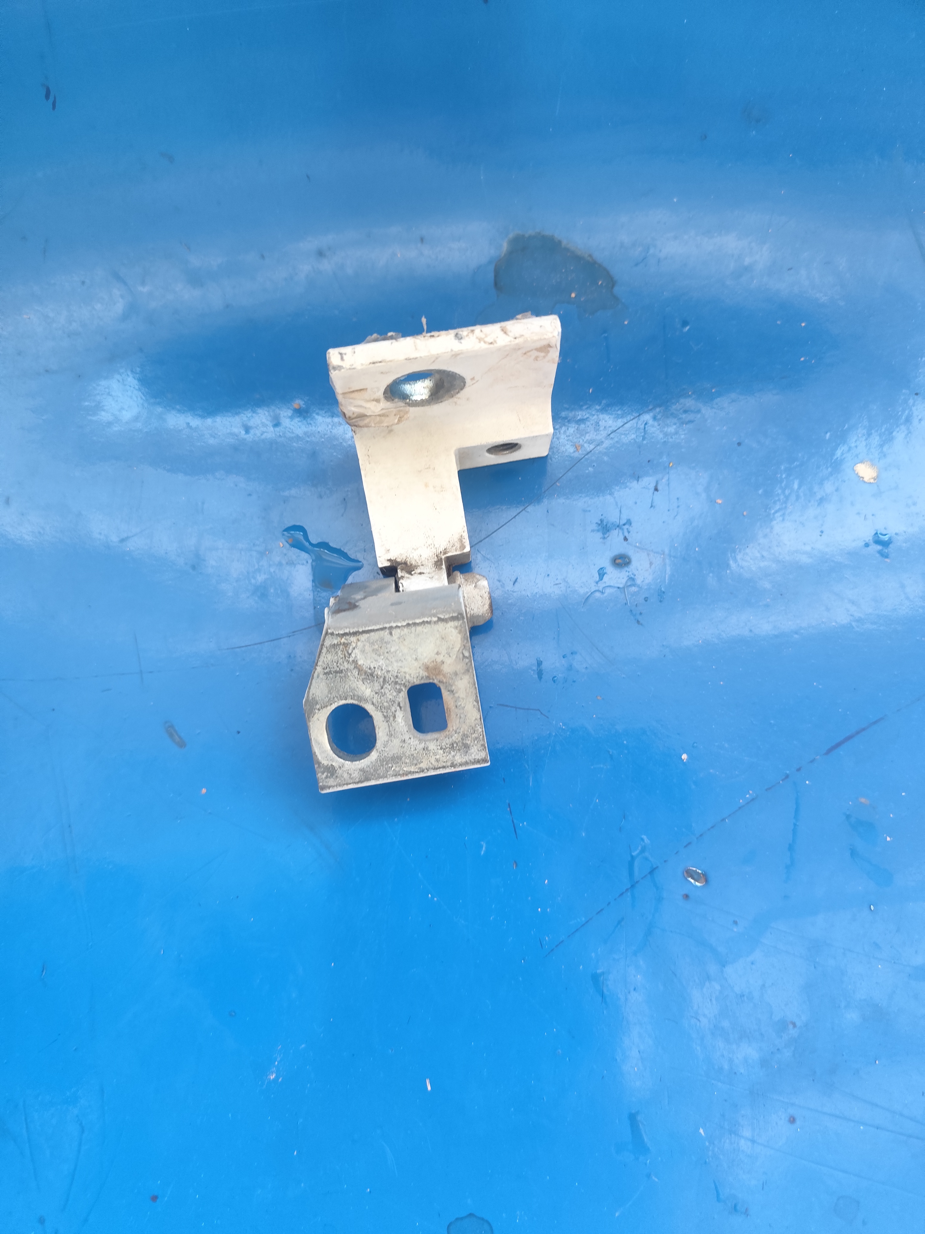 لولای درب عقب راست بالا ام وی ام 315 و ایکس 22(استوک)